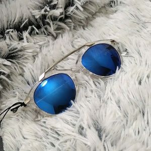 Sunglasses 💙